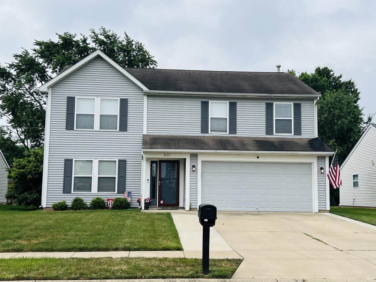805 Royce Drive - Photo 1