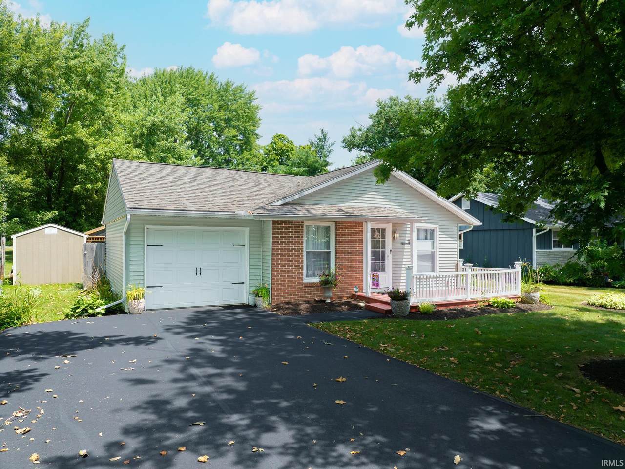110 Meadow Drive - Photo 1