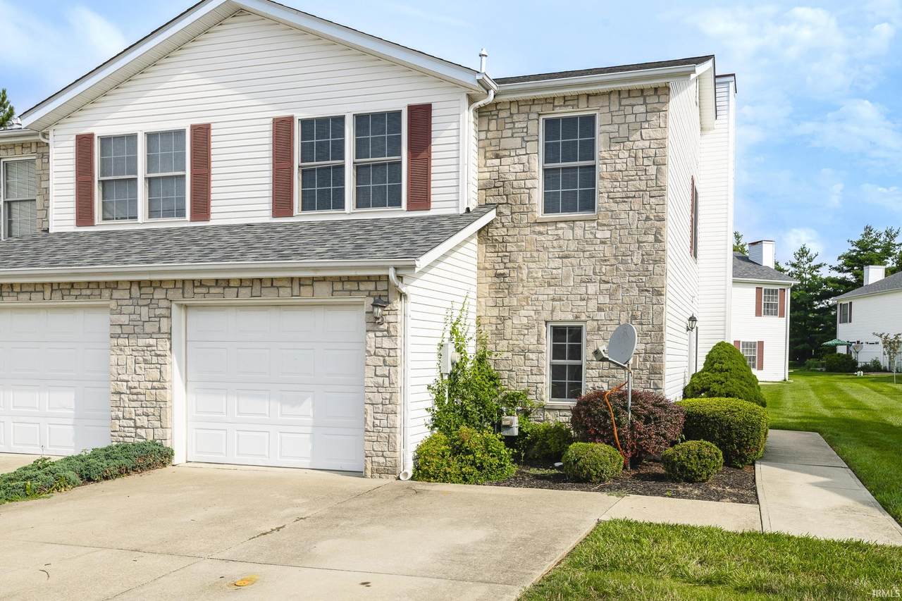 2624 Oaklawn Court - Photo 1