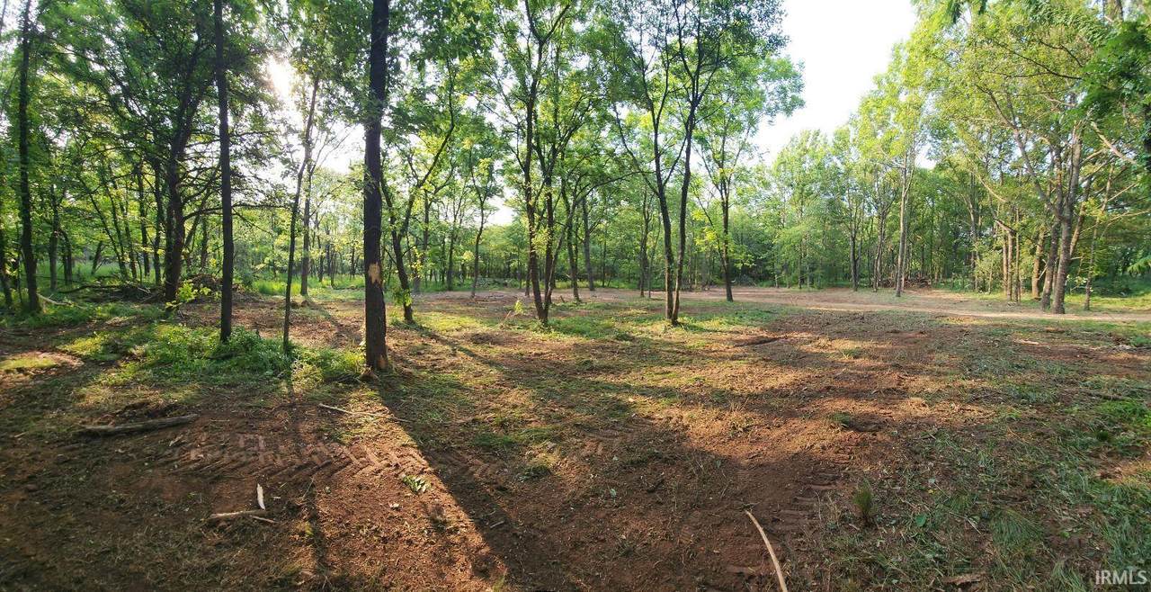 1922 Hewins Road - Photo 1