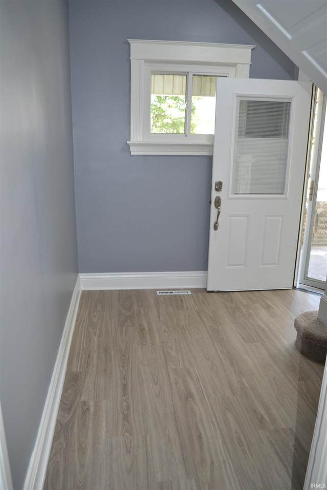 https://bt-photos.global.ssl.fastly.net/irmls/1280_boomver_1_202531532-2.jpg