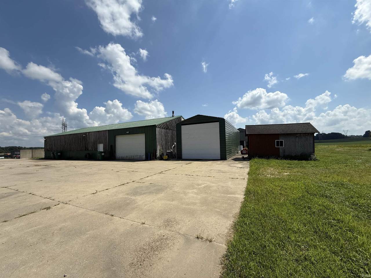 2243 State Road 43 - Photo 1