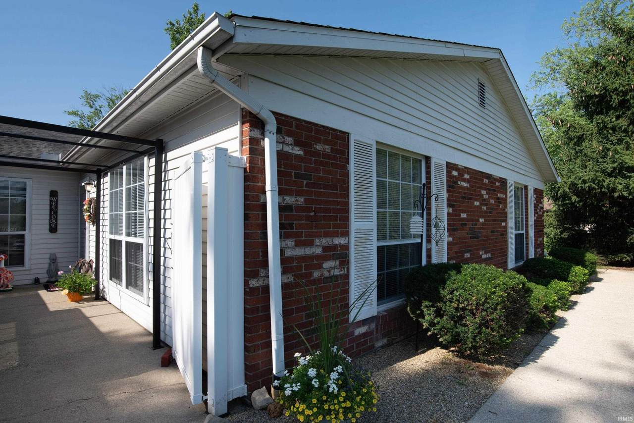 1131 Carnaby Street - Photo 1