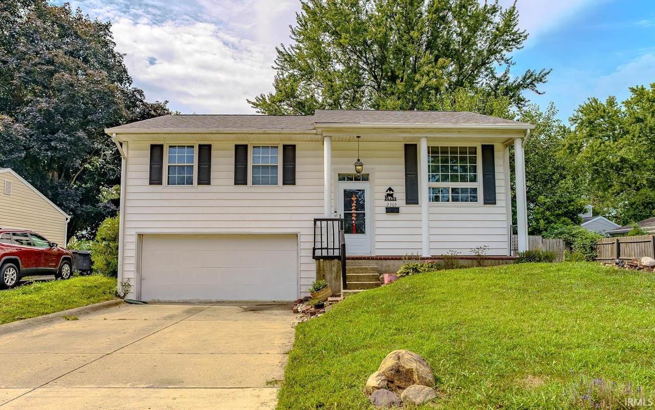 2303 Ottawa Dr - Photo 1