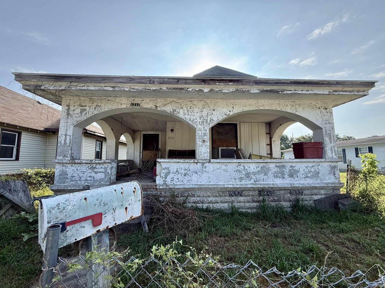 1717 Boots Street - Photo 1