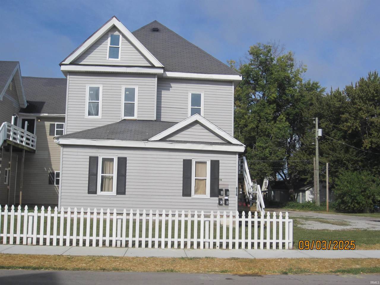 616 Boots Street - Photo 1