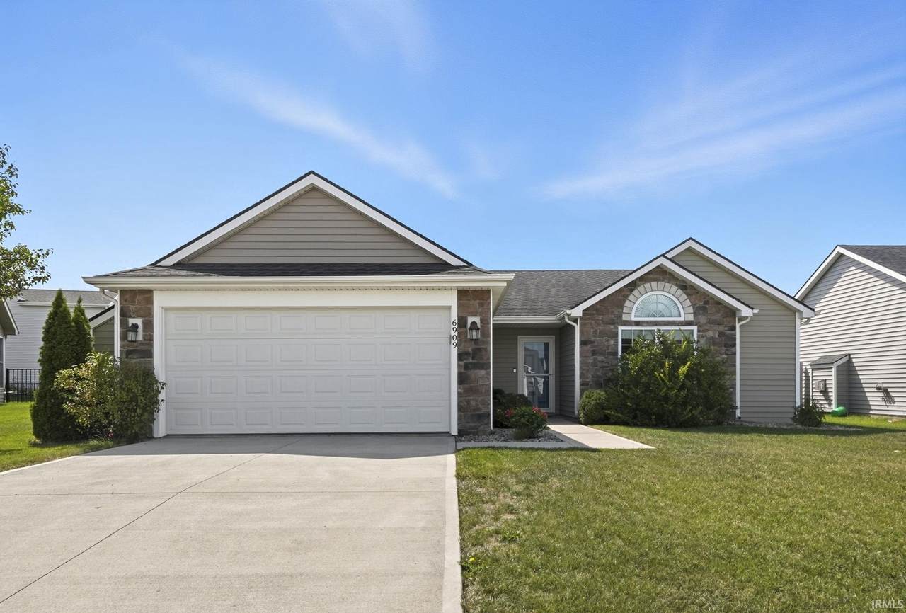 6909 Desdemona Crossing - Photo 1