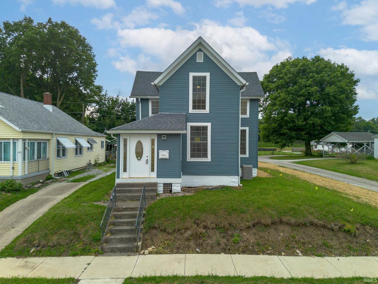 501 E 2nd Street - Photo 1