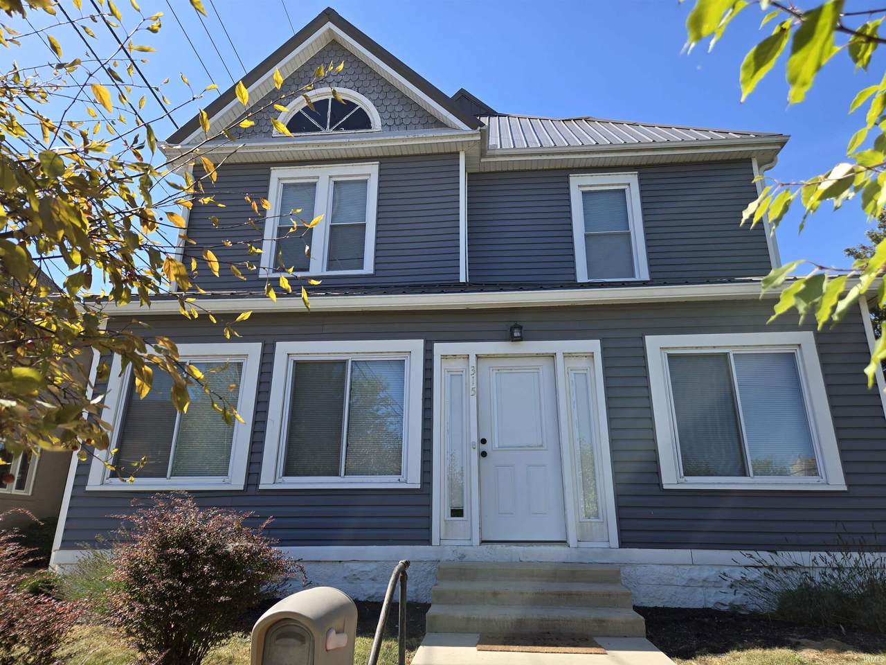 315 7th Street - Photo 1