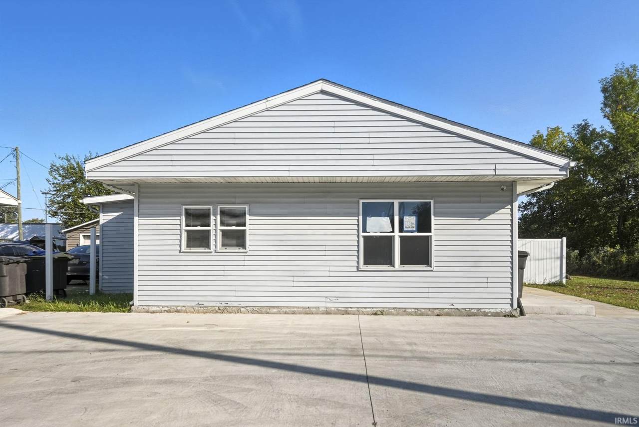 3109 Oxford Street - Photo 1