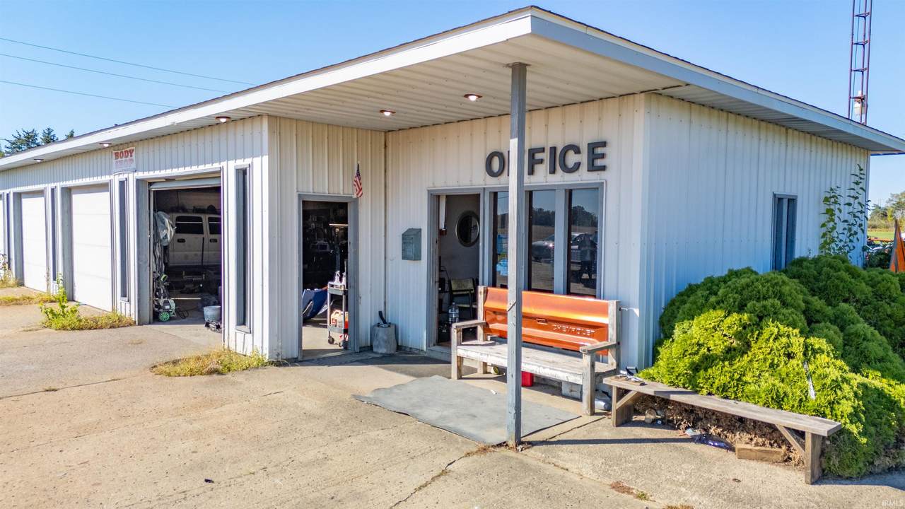 2704 Outer Drive - Photo 1