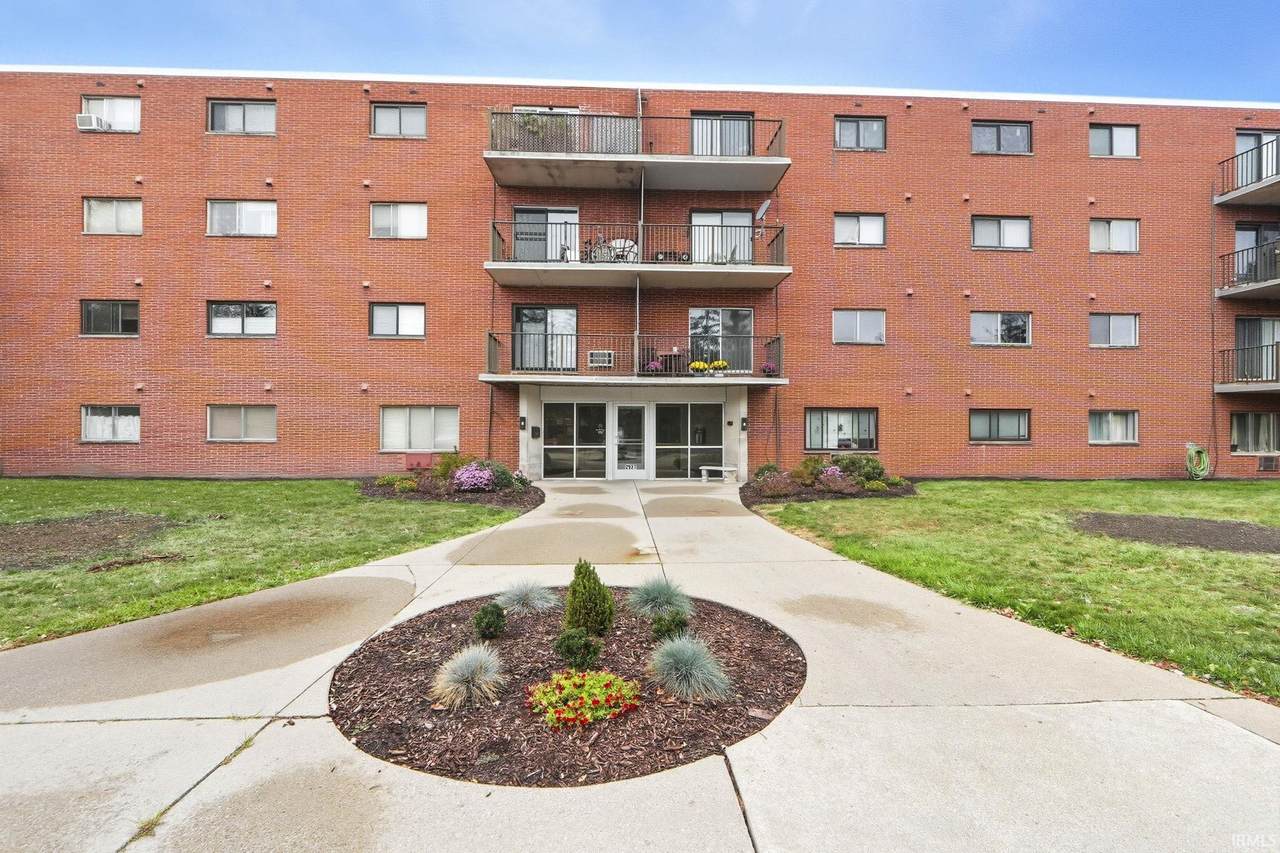 2927 Westbrook Drive - Photo 1