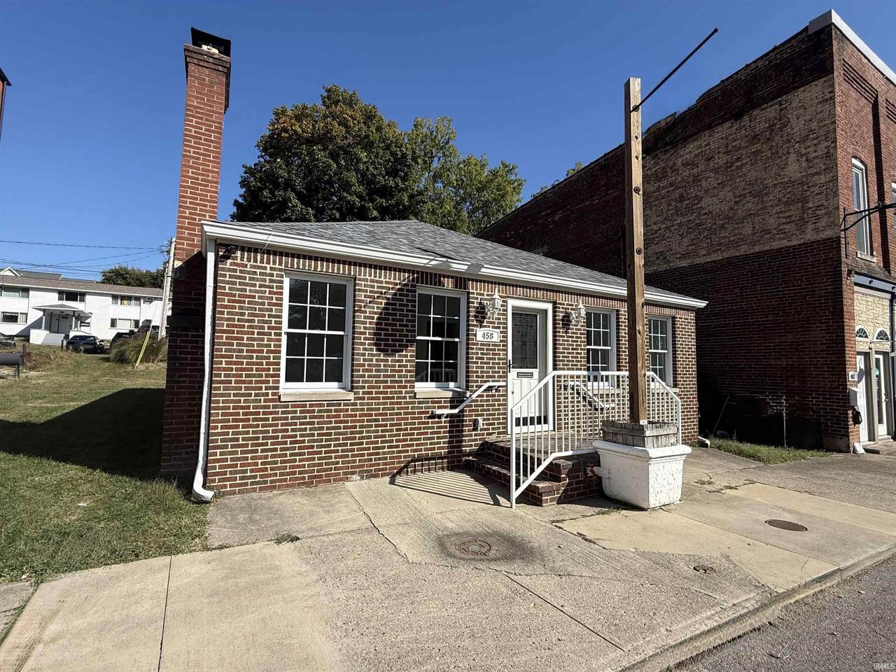 458 Locust Street - Photo 1