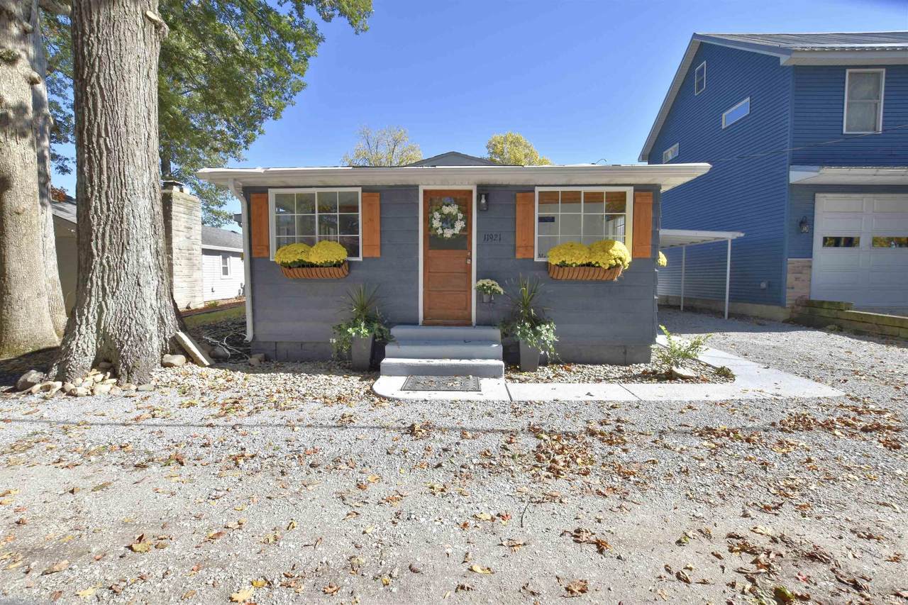 11921 Breezy Point Drive - Photo 1