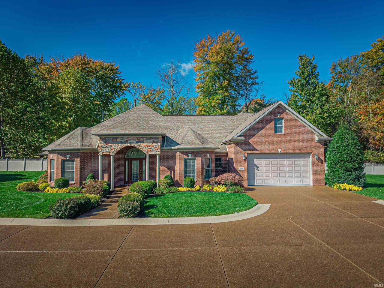 1469 Woodfield Drive - Photo 1