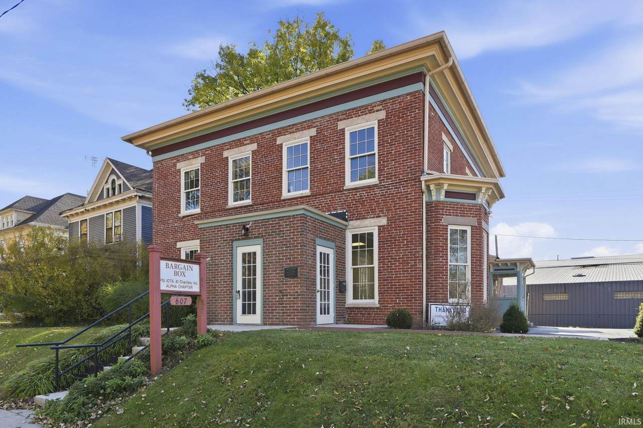 607 Charles Street - Photo 1