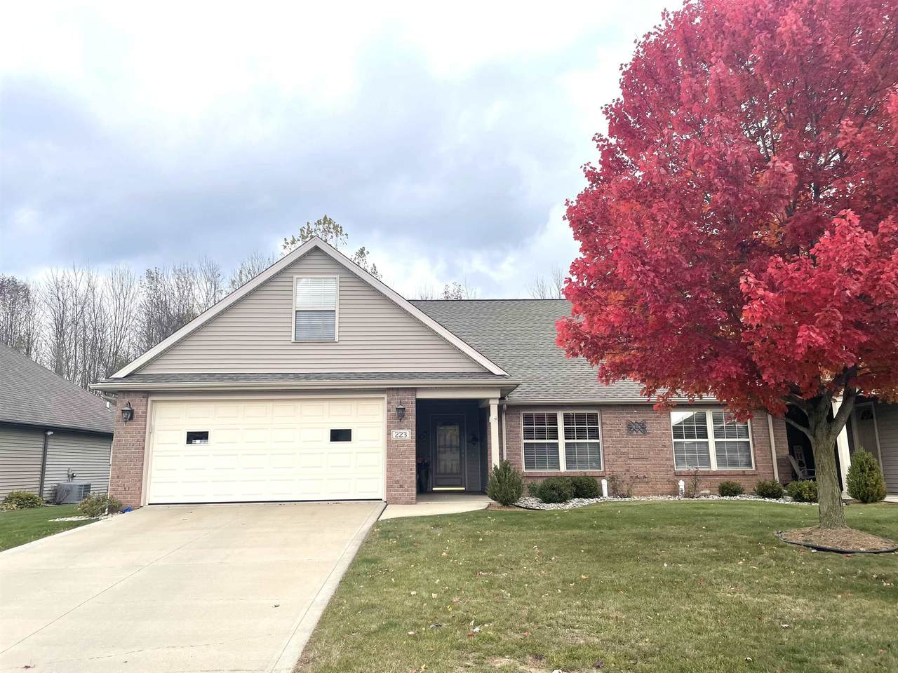 223 Coronet Street - Photo 1