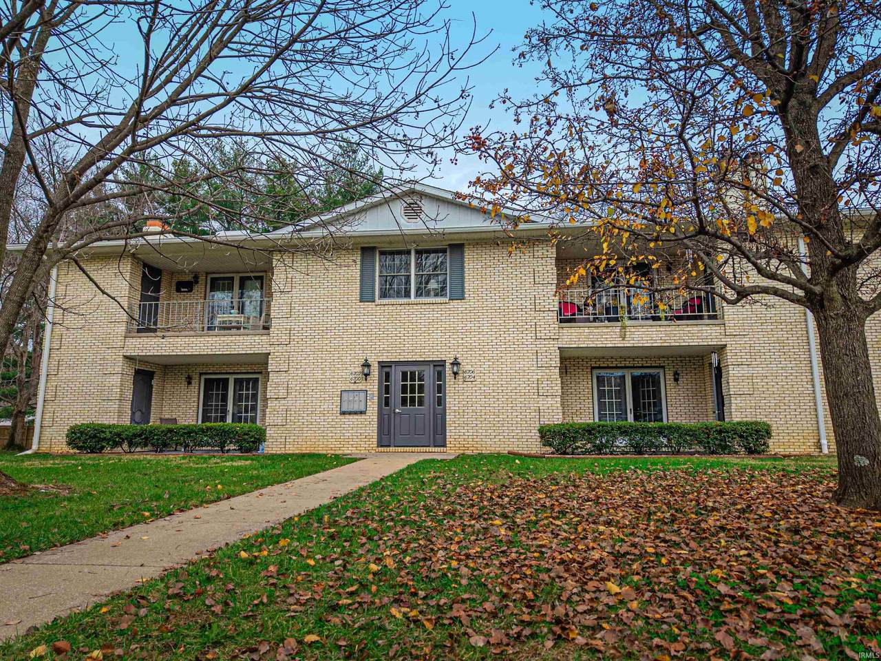 6704 Newburgh Road - Photo 1