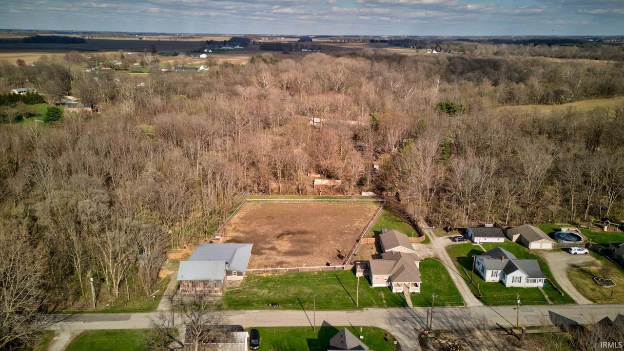 215 Lincoln Street - Photo 1