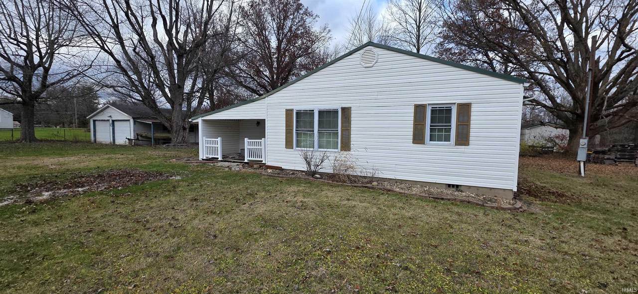 1218 Glenburn Road - Photo 1