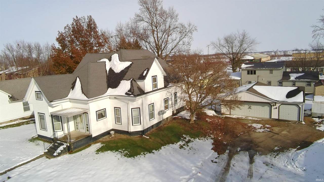 407 Center Street - Photo 1