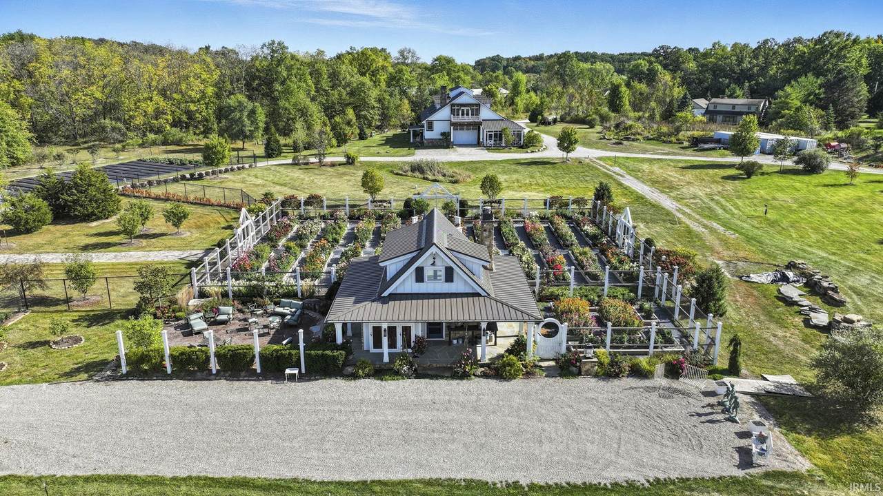 9129 Hollopeter Road - Photo 1