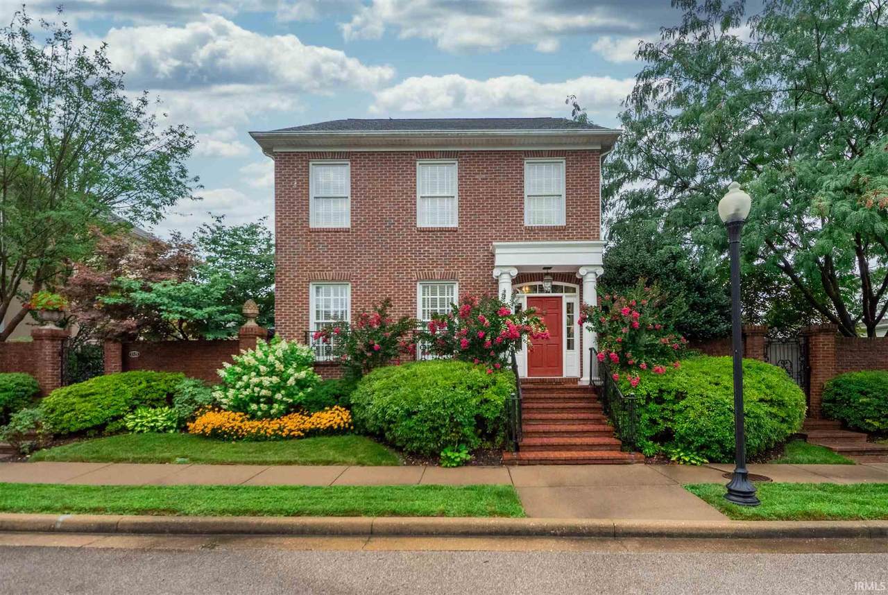 1521 Larkinwood Lane - Photo 1