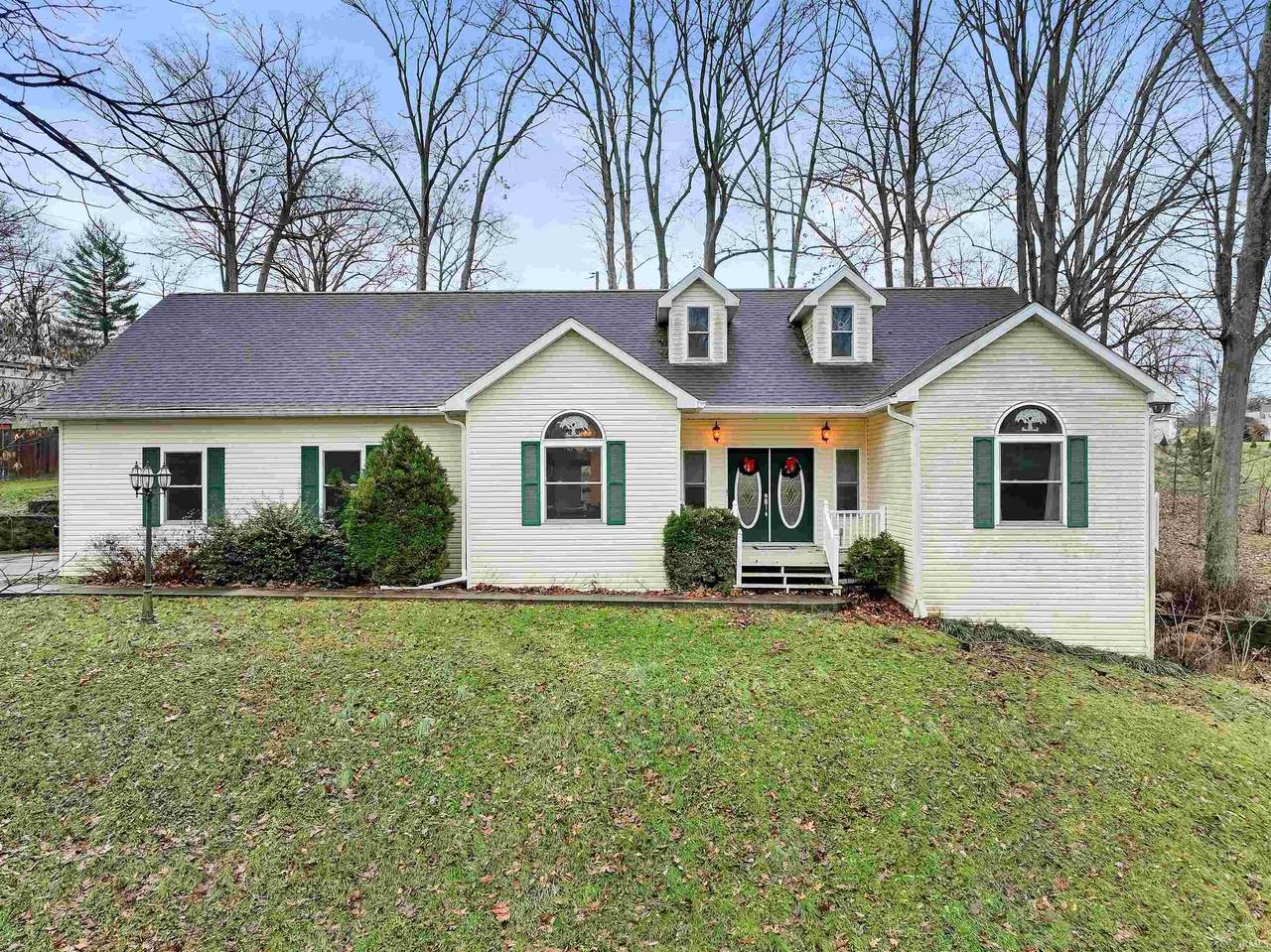 572 Bex Addition Drive - Photo 1