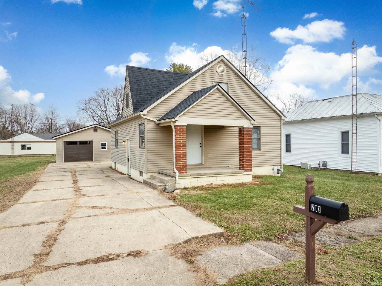 203 Harrison Street - Photo 1