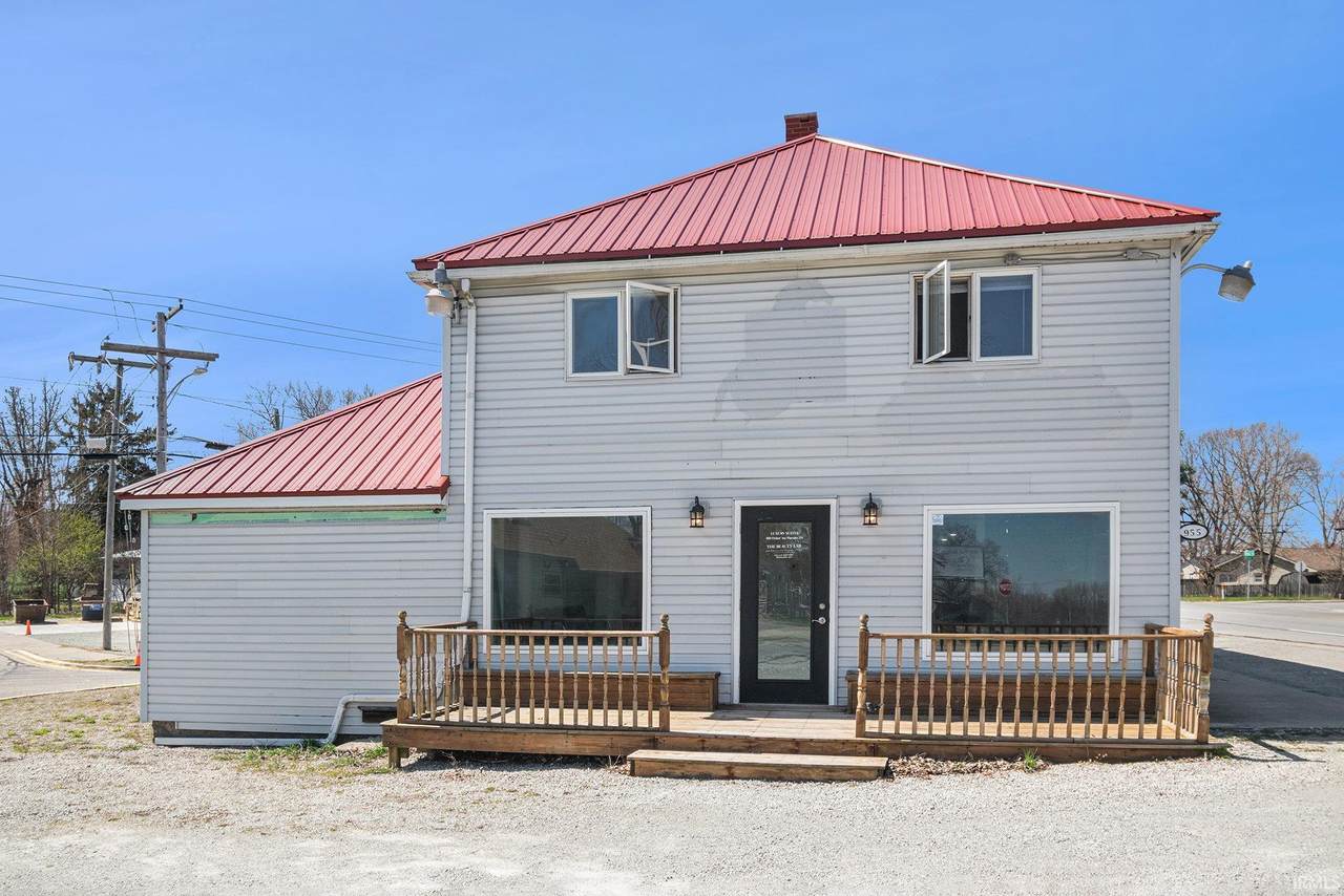 955 Fisher Avenue - Photo 1