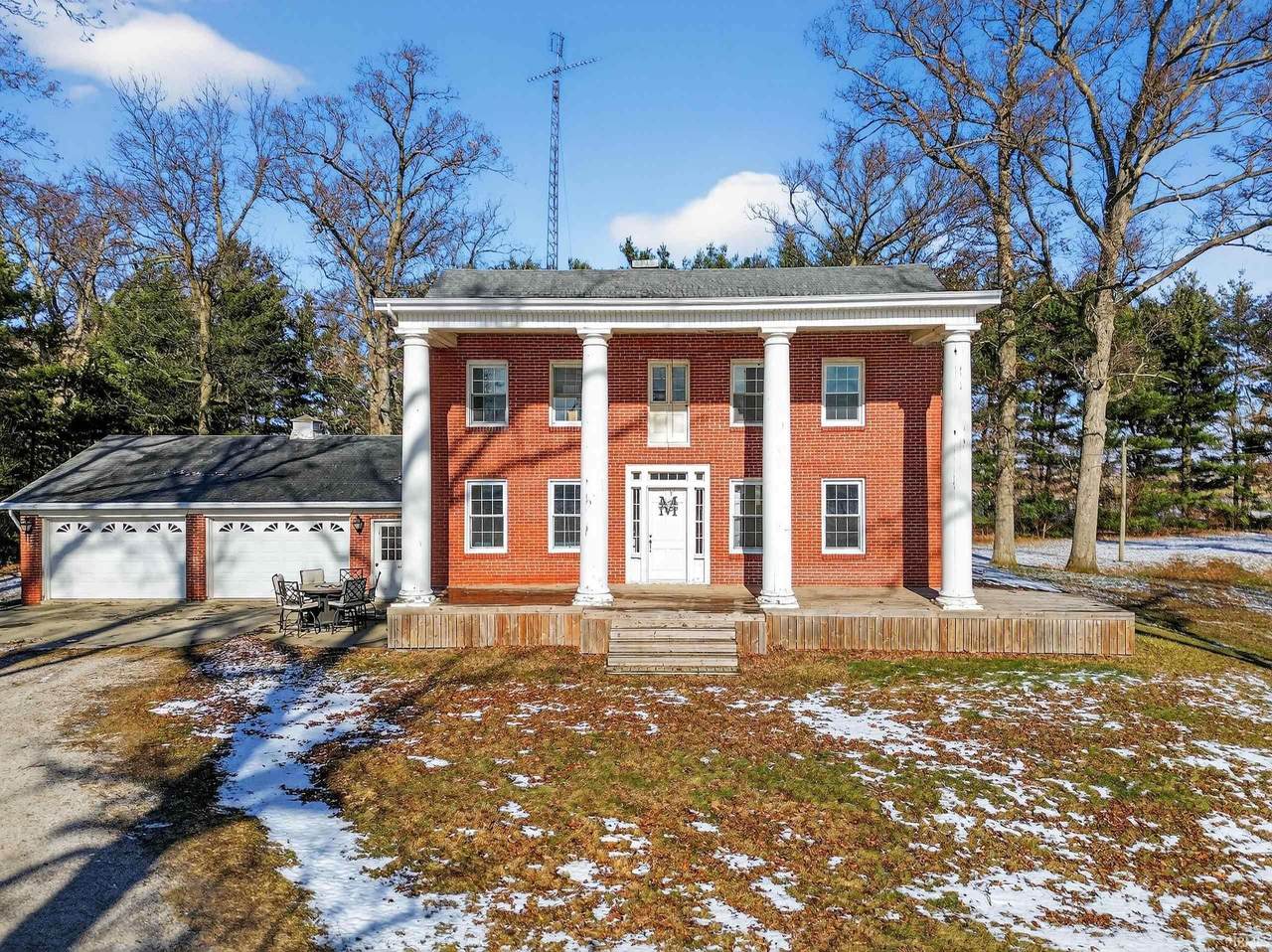 8010 County Road 400 N - Photo 1