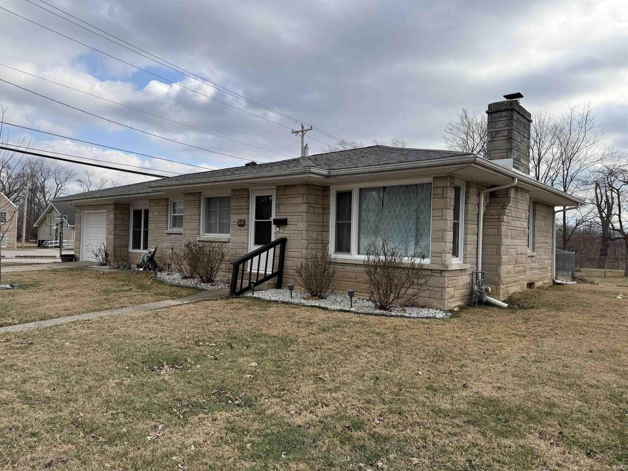 812 24th Street - Photo 1