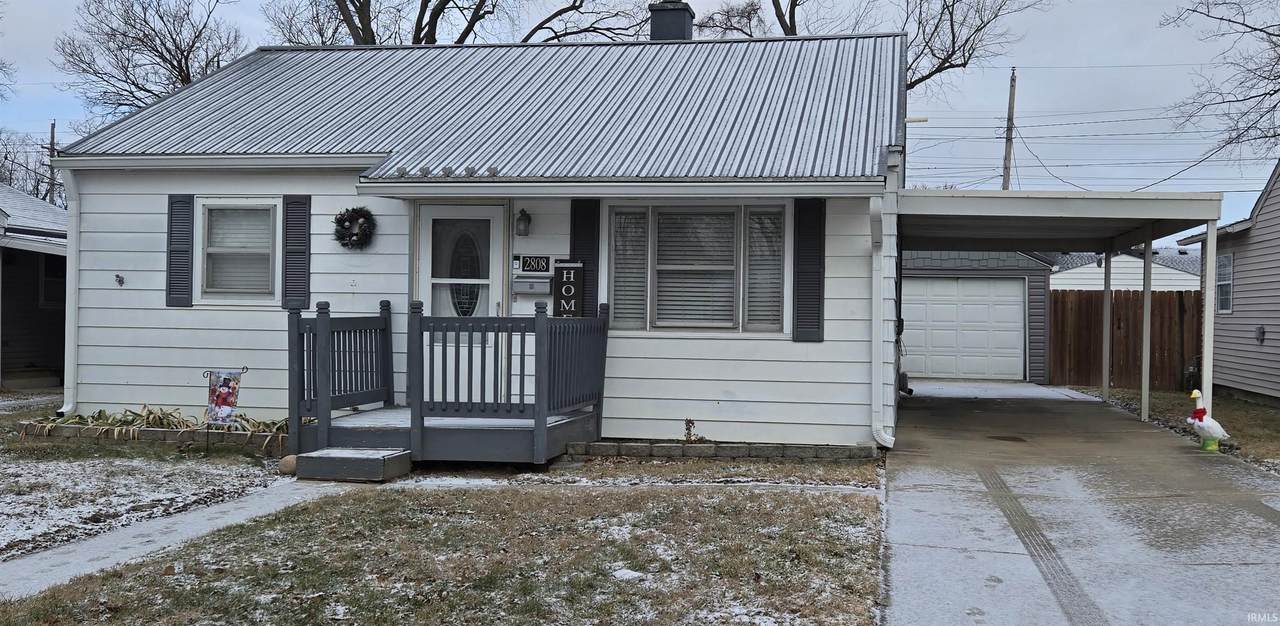 2808 Longlois Drive - Photo 1