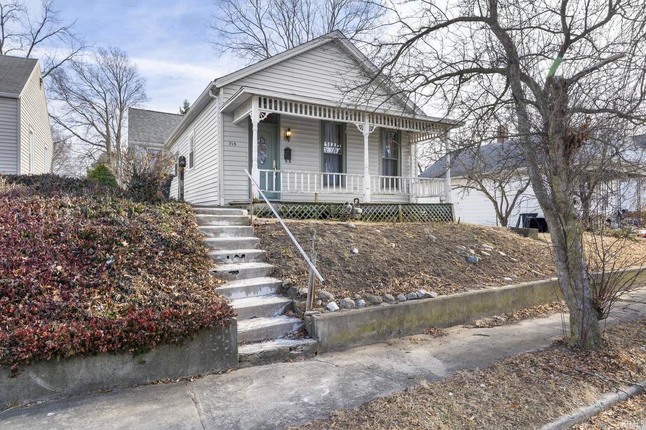 715 5th Street - Photo 1