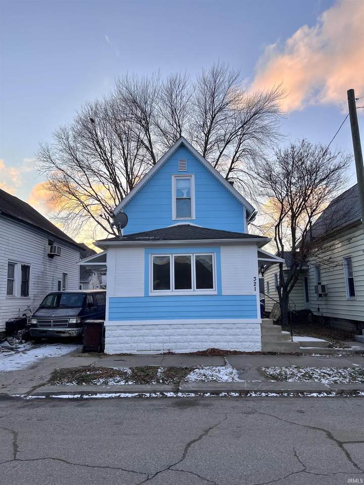 321 12th Street - Photo 1