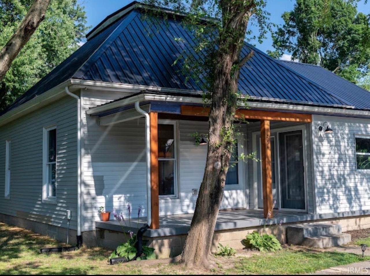 454 Lincoln Street - Photo 1