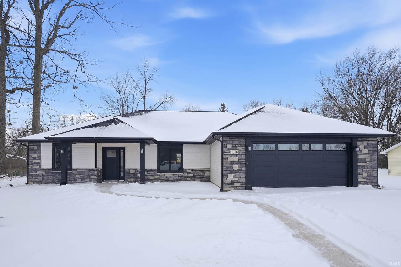 1316 Lee Street - Photo 1