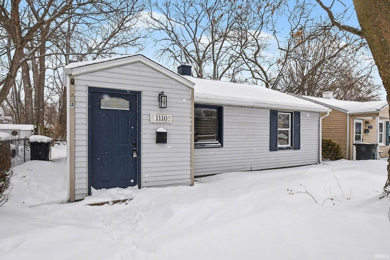 1110 Roberts Street - Photo 1