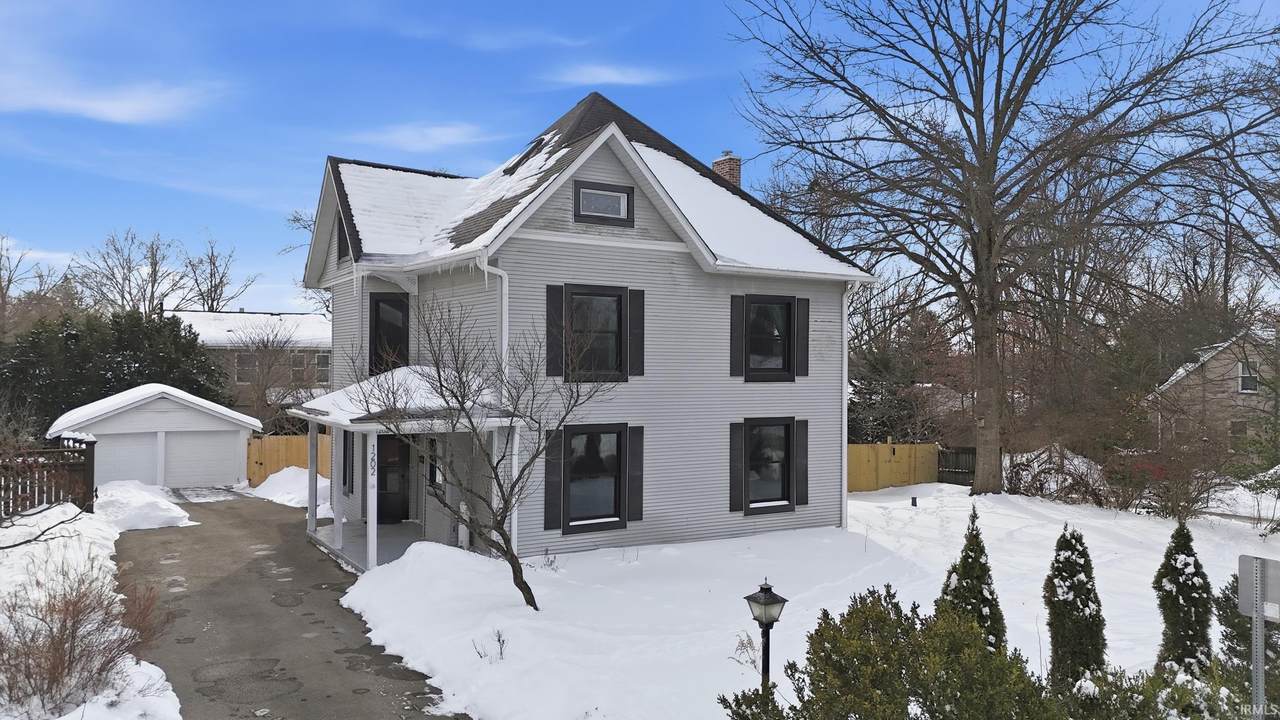 1202 Maxwell Lane - Photo 1