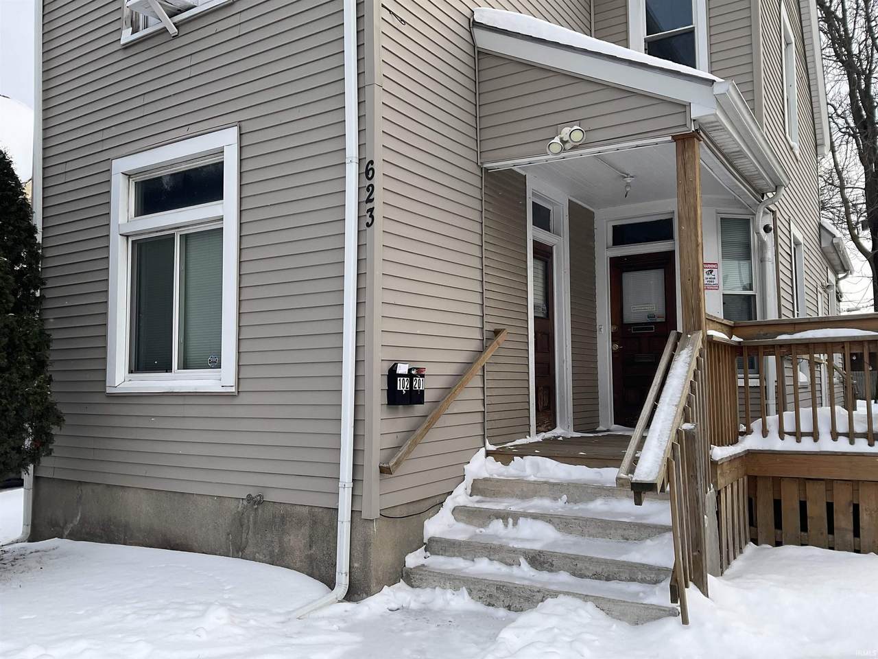 623 Washington Boulevard - Photo 1