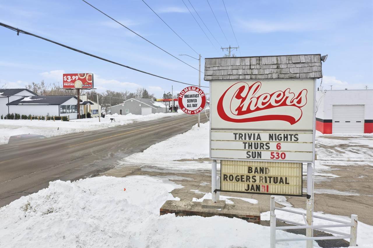 3823 Broadway Avenue - Photo 1