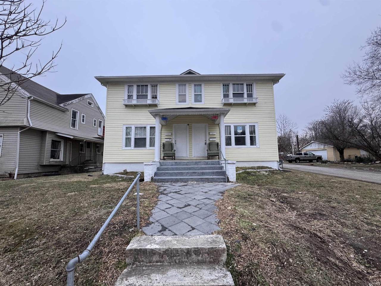 701 & 703 Walnut Street - Photo 1