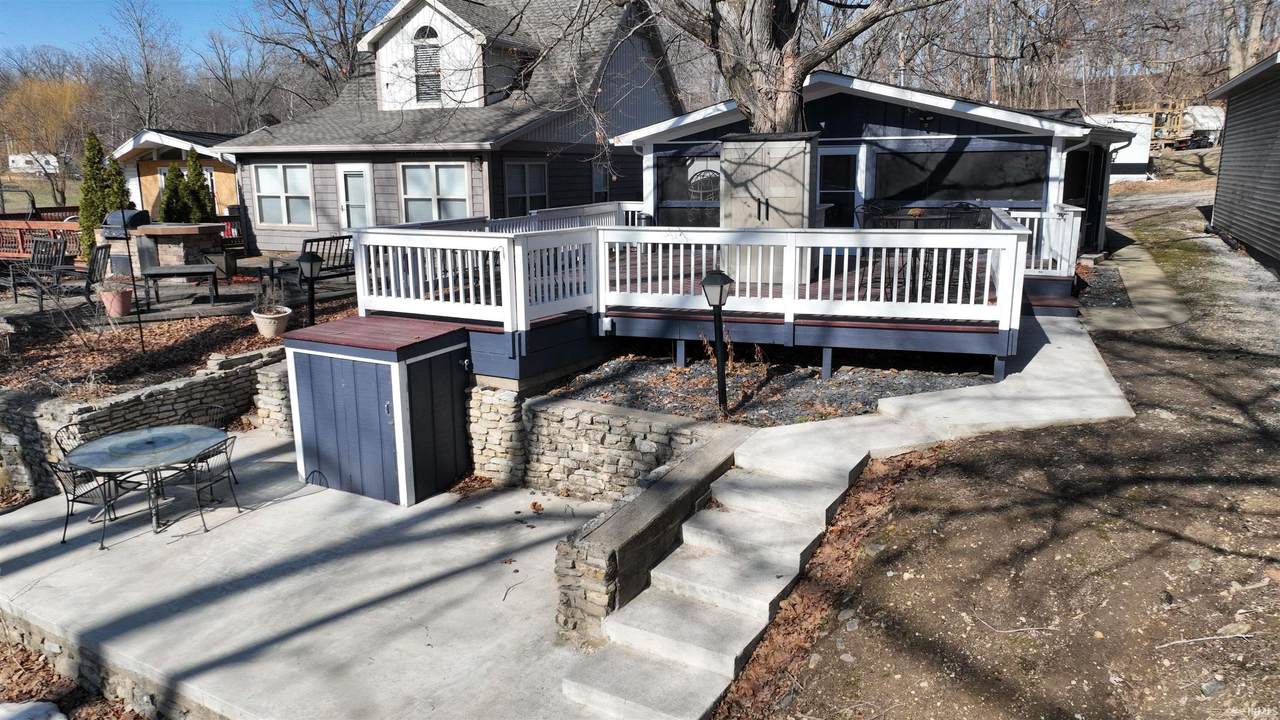 12386 Crest Drive - Photo 1