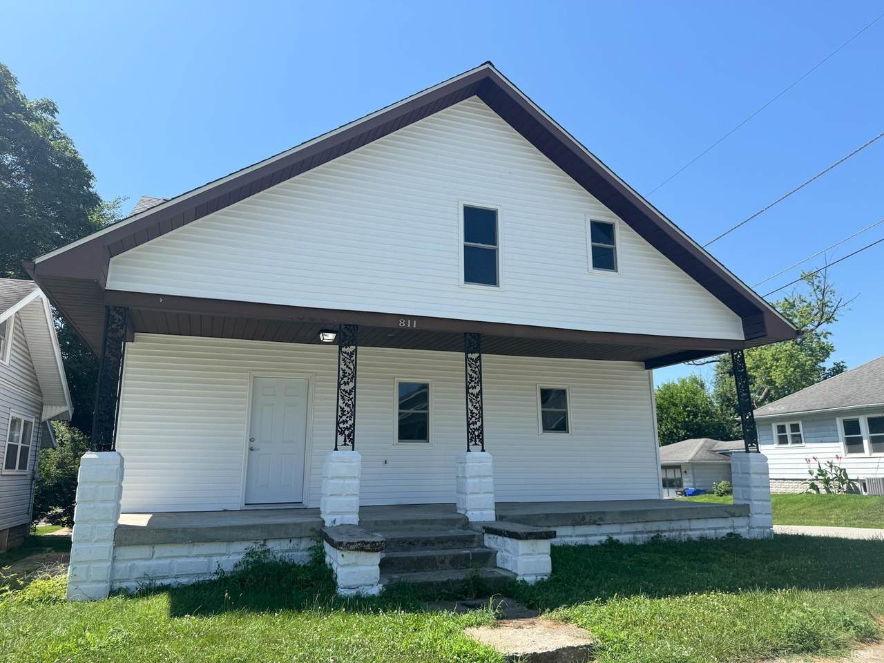 811 Foster Street - Photo 1
