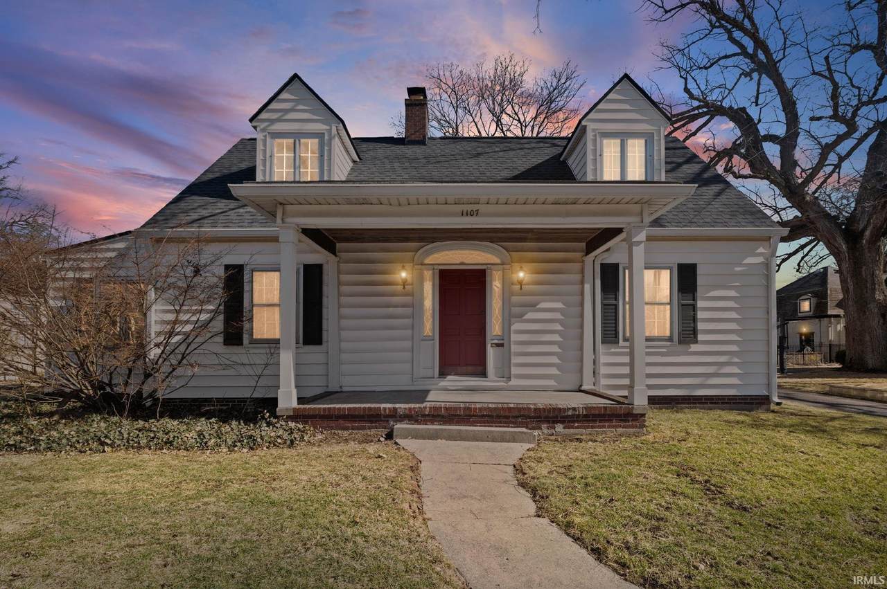 1107 9th Street - Photo 1
