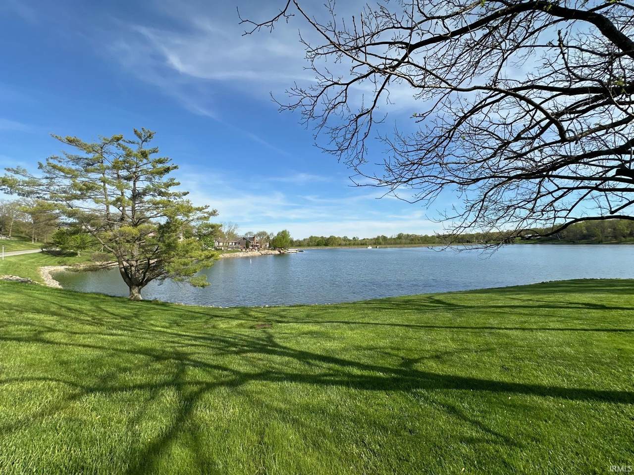 https://bt-photos.global.ssl.fastly.net/irmls/1280_boomver_1_202605560-2.jpg