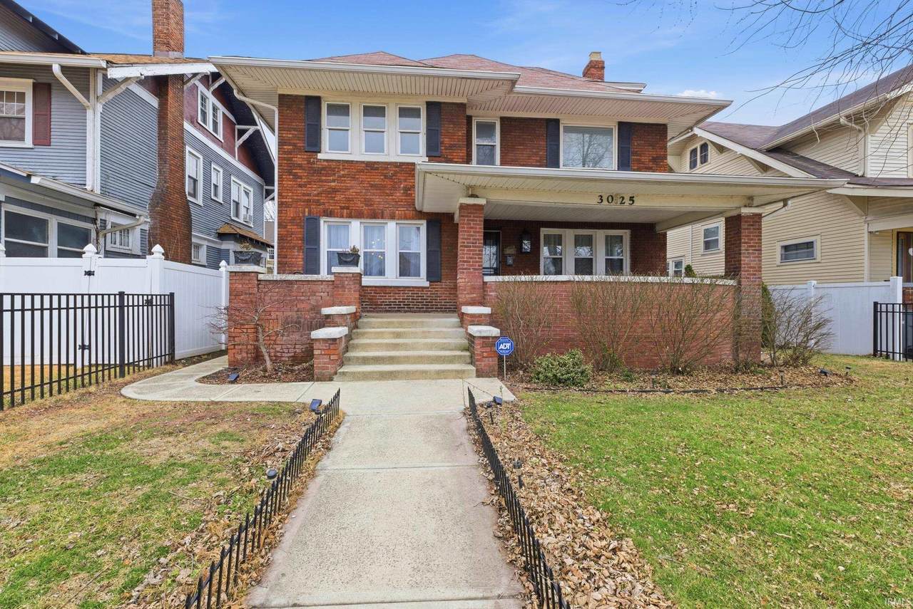 3025 College Avenue - Photo 1