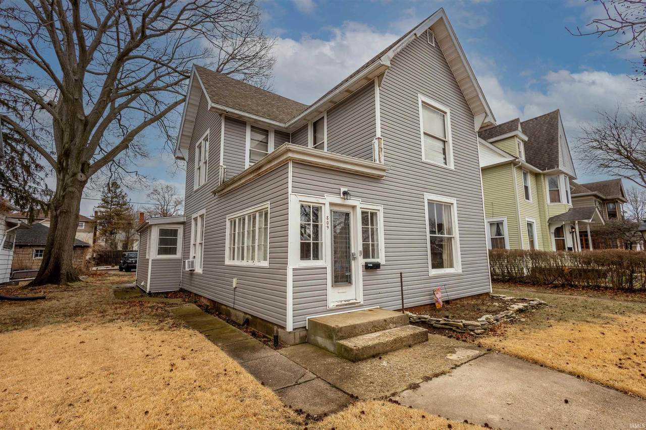 809 9th Street - Photo 1