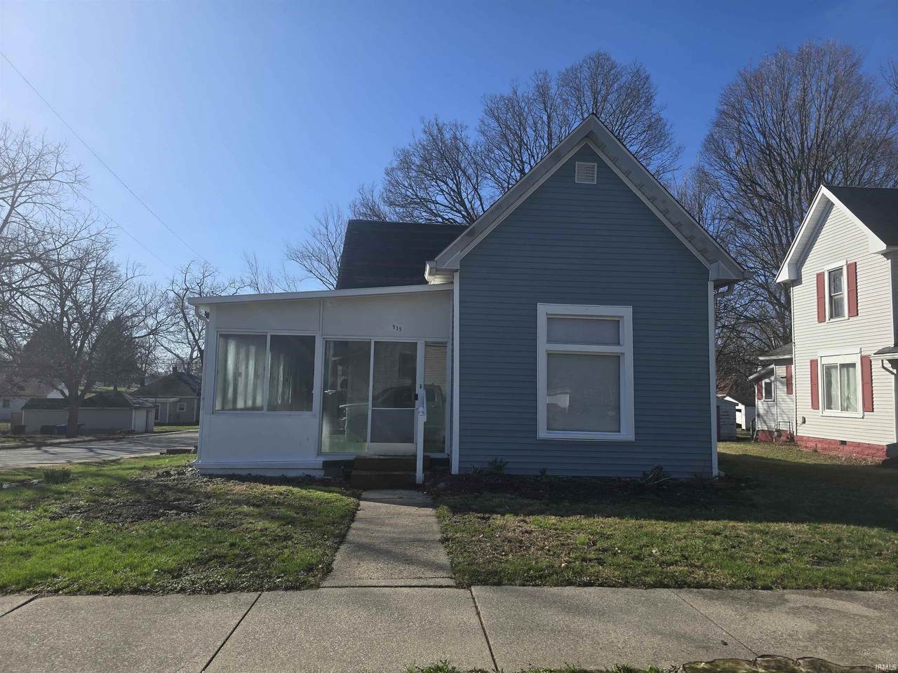 935 Monroe Street - Photo 1