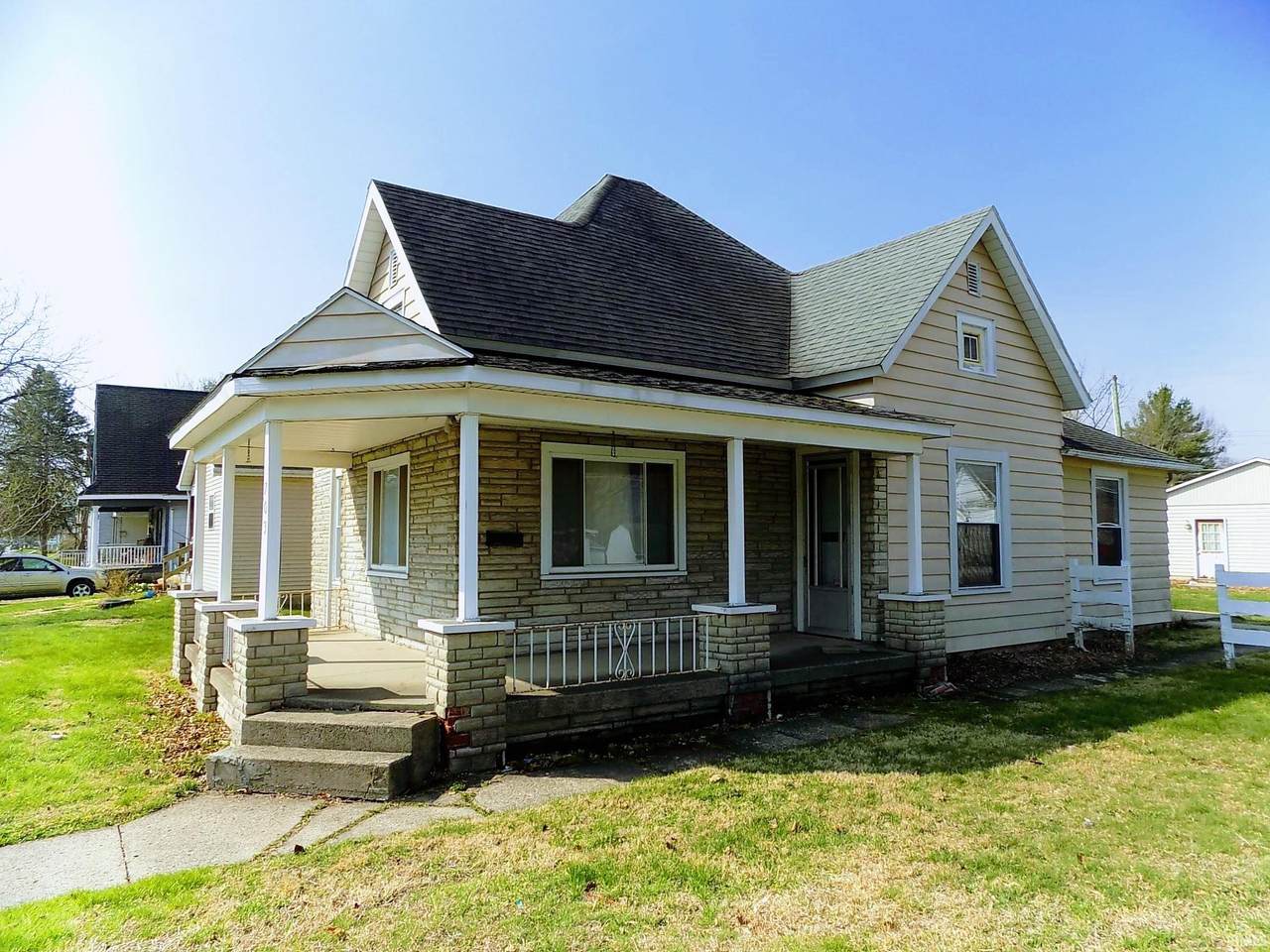 703 Apperson Way - Photo 1